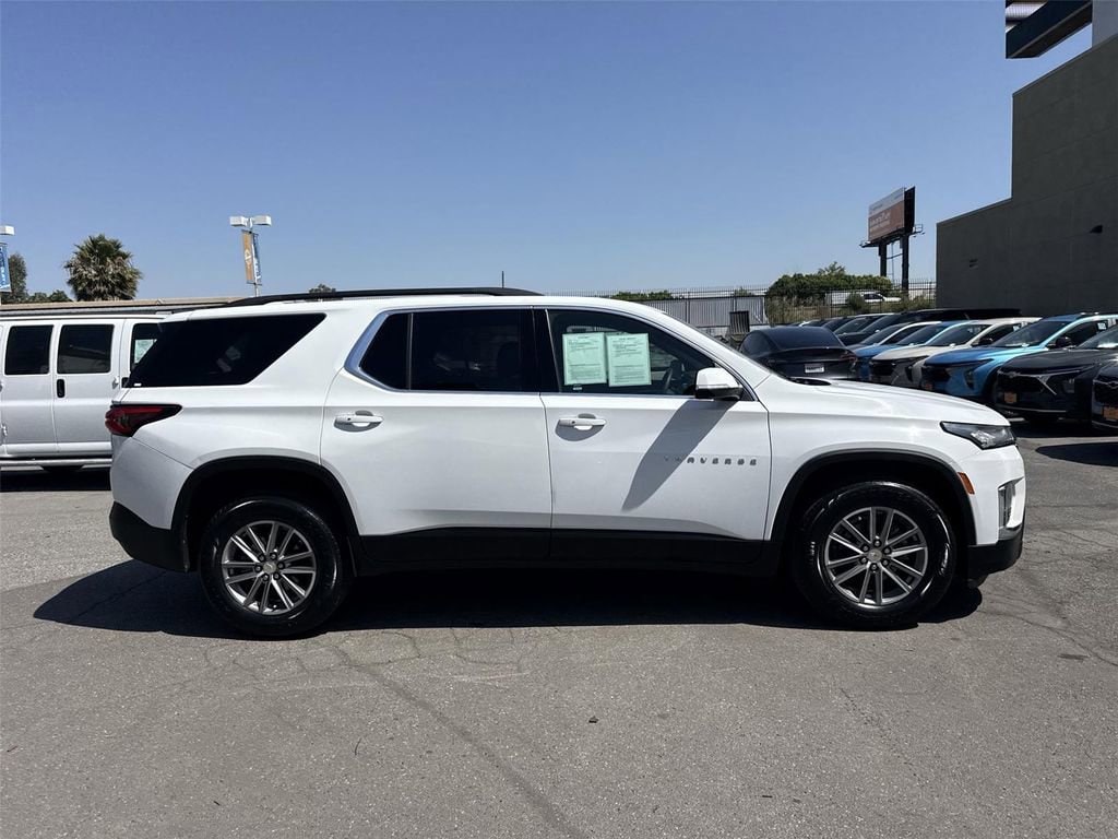 Used 2023 Chevrolet Traverse LT Cloth SUV