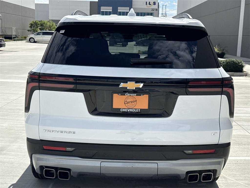 2024 Chevrolet Traverse 1LT photo 4