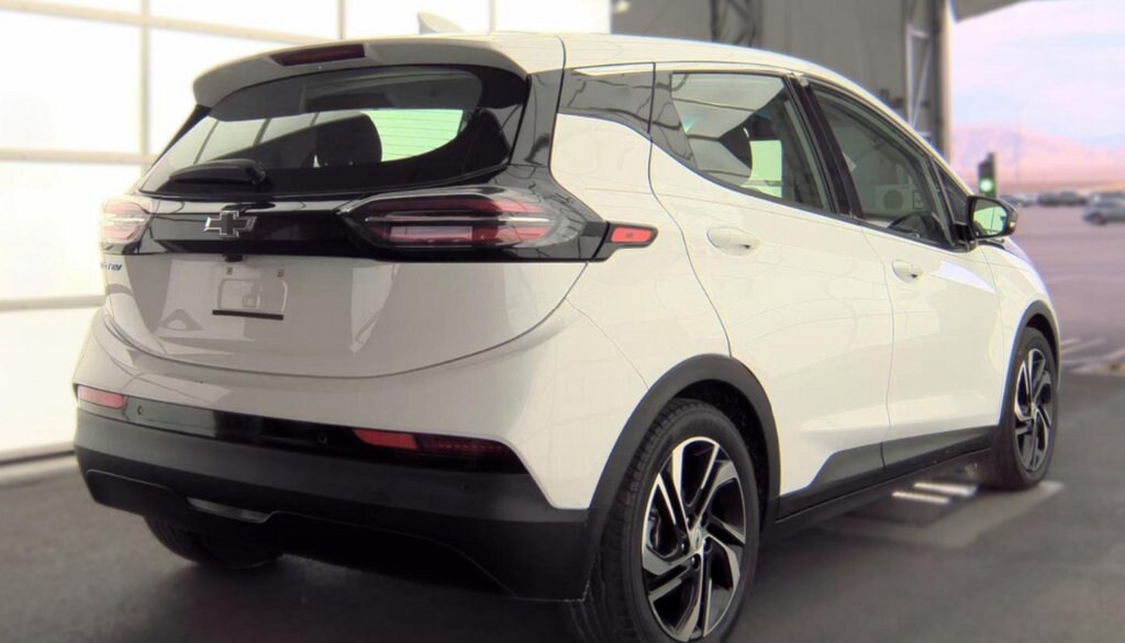 Used 2023 Chevrolet Bolt EV 1LT Car