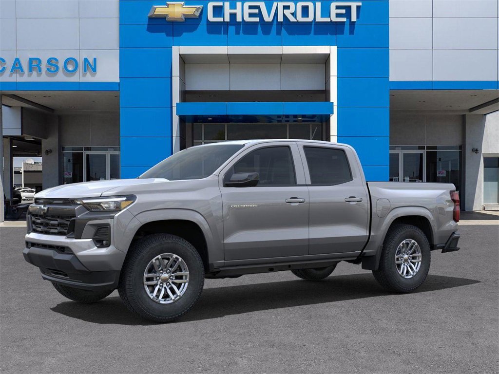 2025 Chevrolet Colorado Work Truck LT photo 2