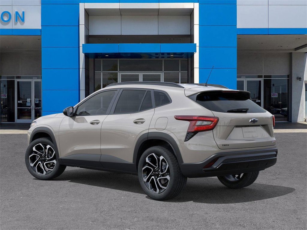 2026 Chevrolet Trax photo 2