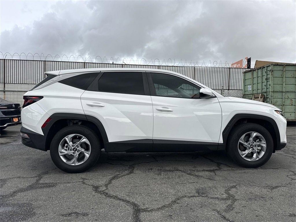 Used 2024 Hyundai Tucson SE