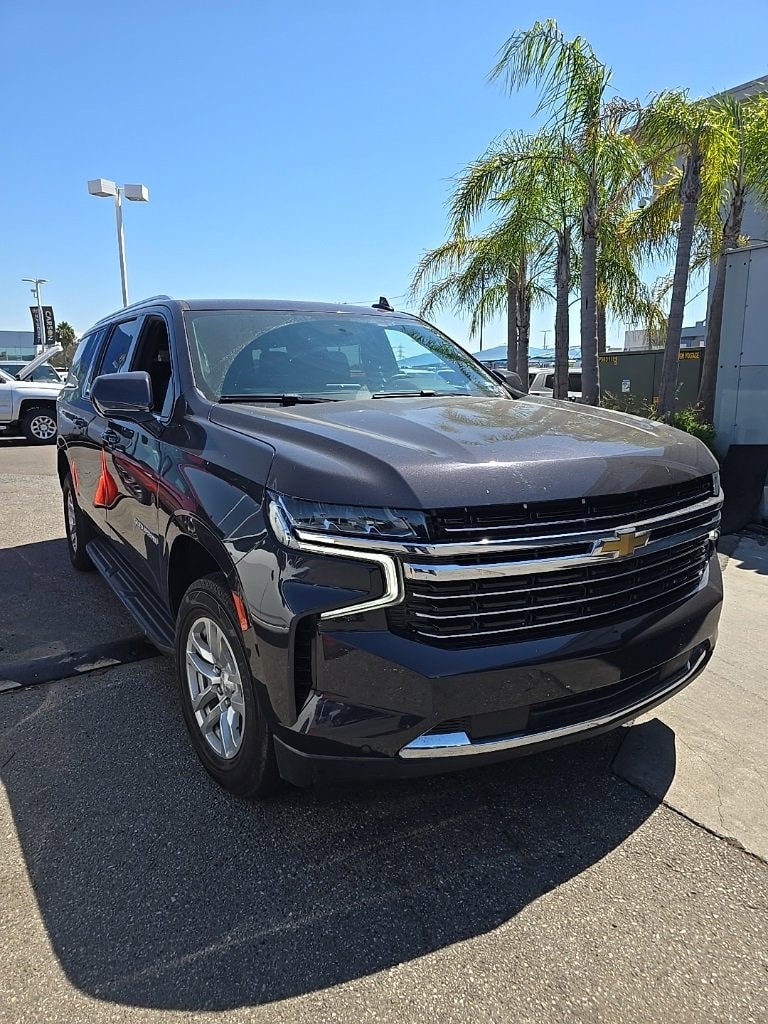 Used 2023 Chevrolet Suburban LT with VIN 1GNSCCKD6PR196802 for sale in Carson, CA