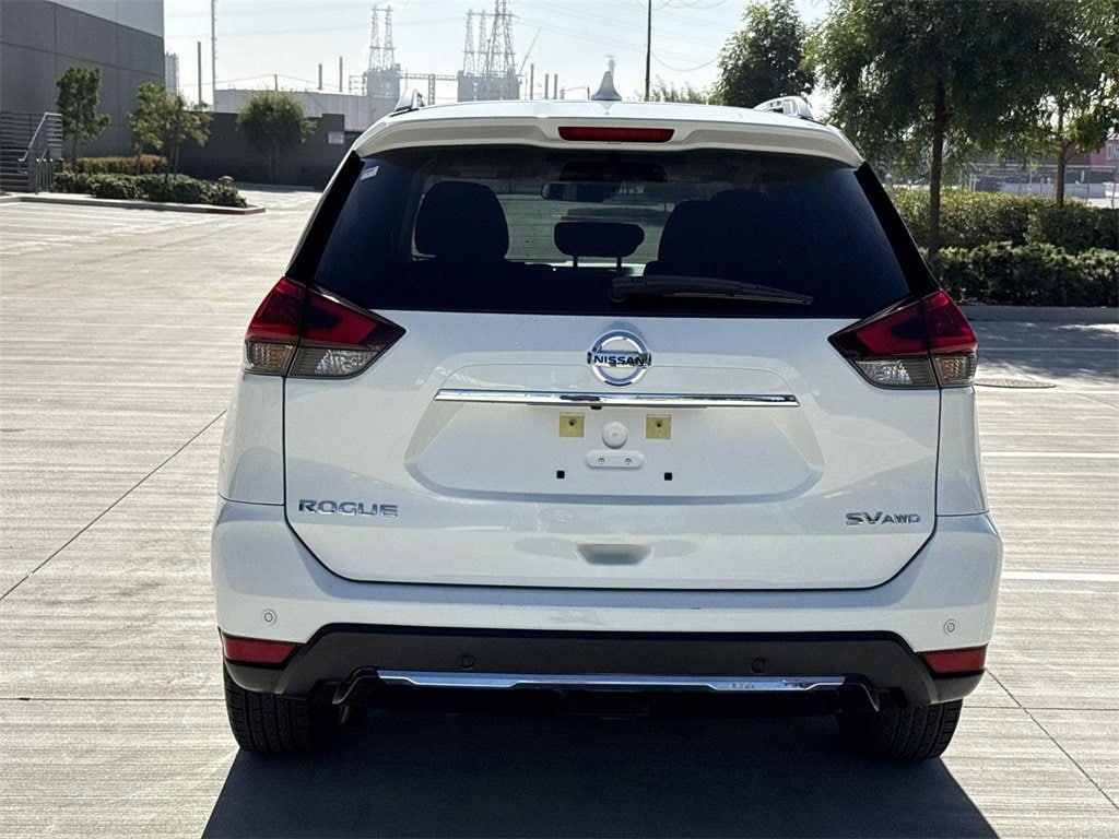 Used 2020 Nissan Rogue SV