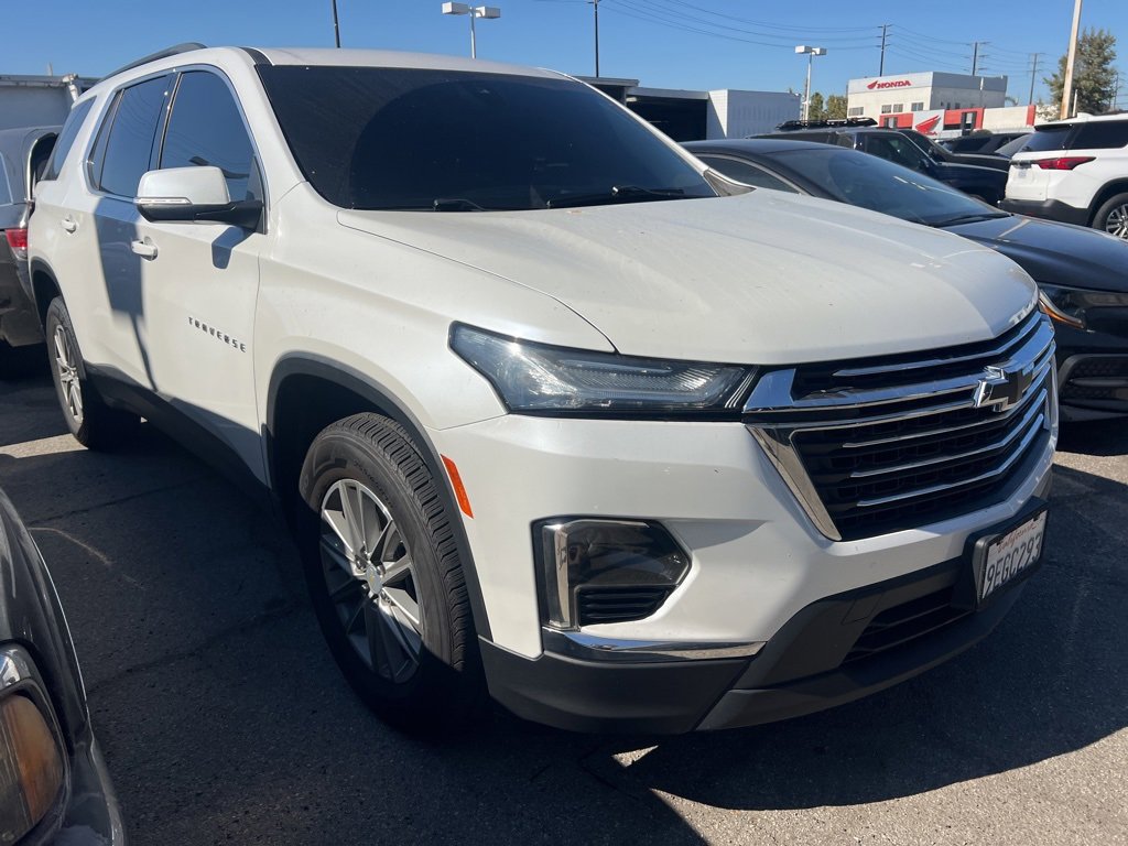 2022 Chevrolet Traverse Cloth photo 2