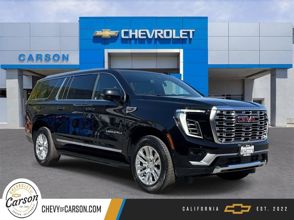 2025 GMC Yukon Denali AWD's photo