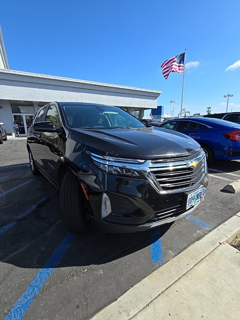 Used 2022 Chevrolet Equinox LT with VIN 3GNAXUEV7NL240952 for sale in Carson, CA