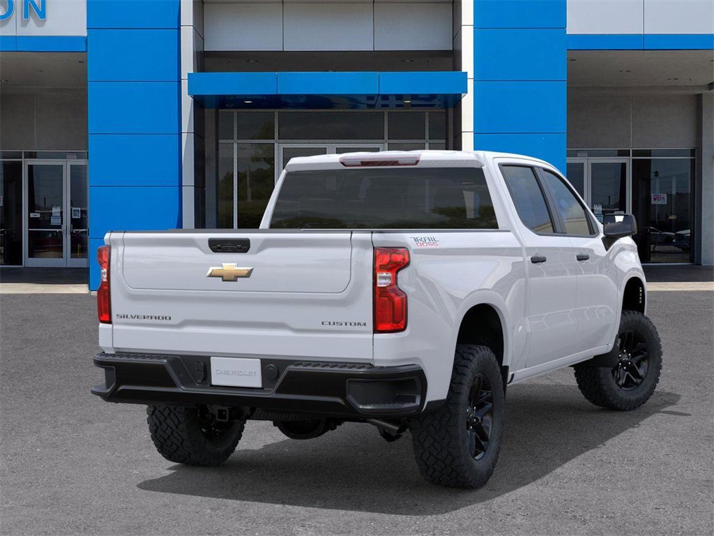 2026 Chevrolet Silverado 1500 Custom Trail Boss photo 4