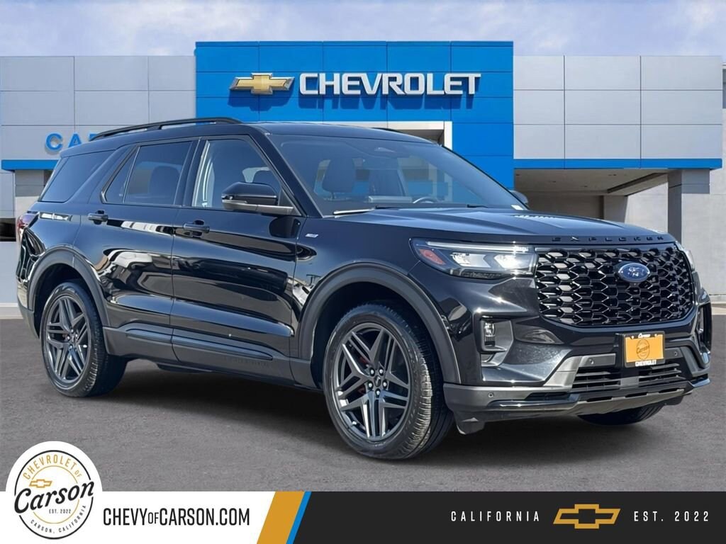 Used 2025 Ford Explorer ST-Line