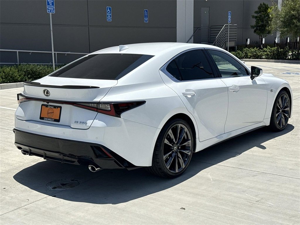 2022 Lexus IS 350 F SPORT photo 3