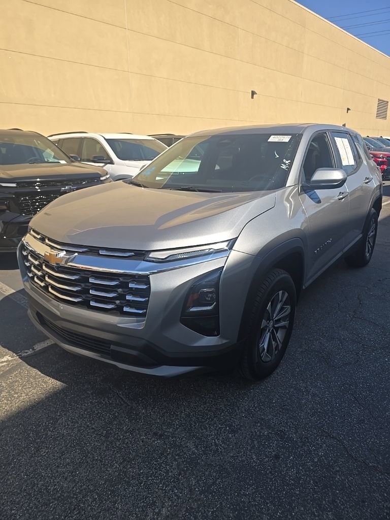 2025 Chevrolet Equinox AWD LT 1.5T's photo