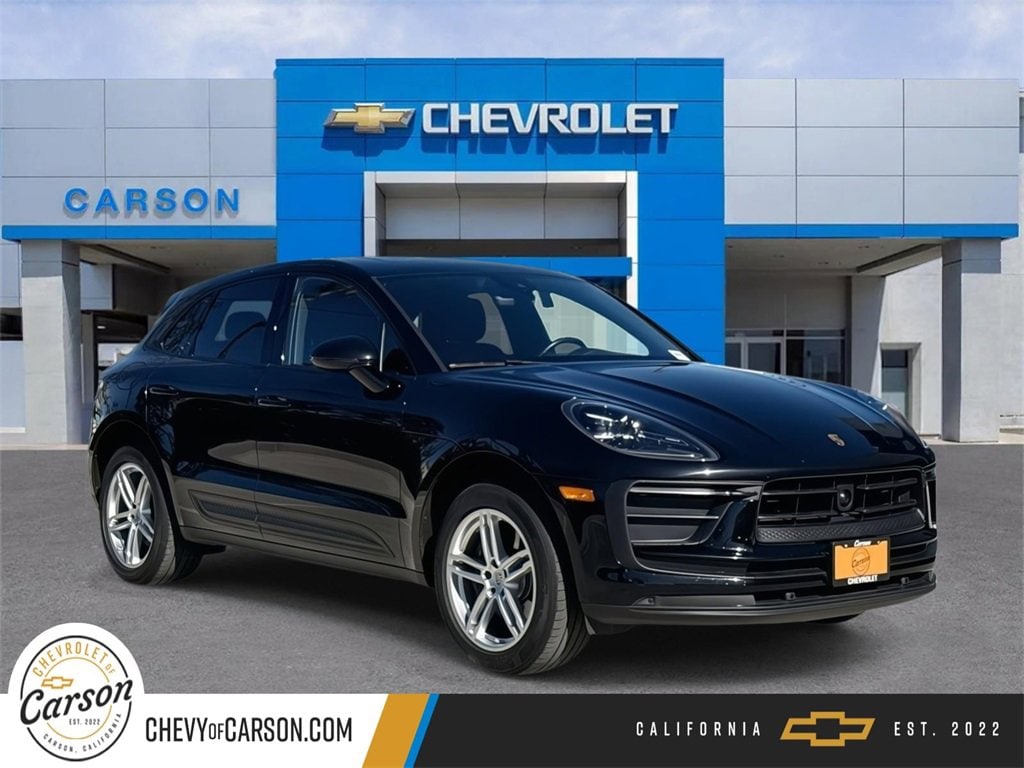 2024 Porsche Macan Base