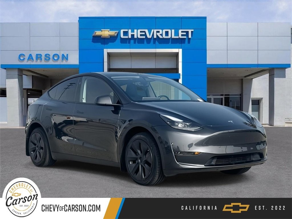 2024 Tesla Model Y Long Range's photo