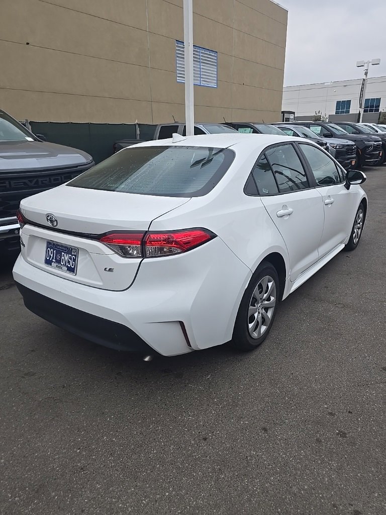 2024 Toyota Corolla LE photo 3