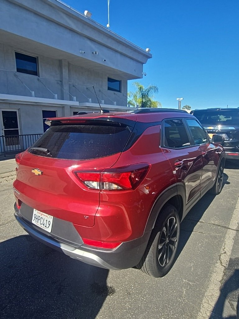 2023 Chevrolet Trailblazer LT photo 3