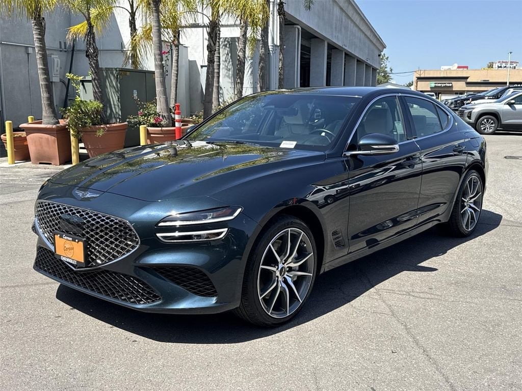 2025 GENESIS G70 Standard - Photo 7