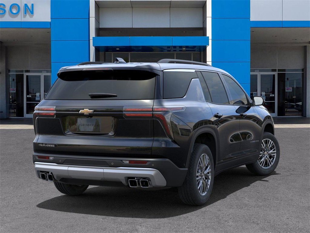 2025 Chevrolet Traverse photo 4