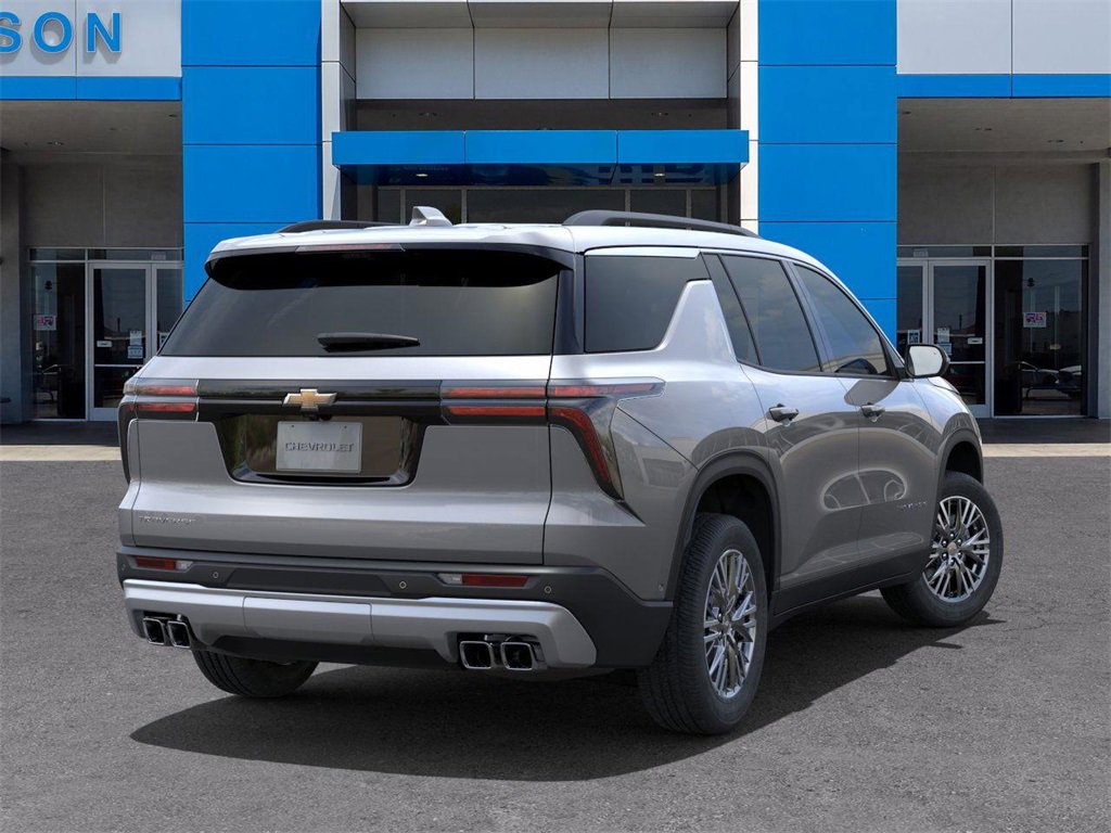 2025 Chevrolet Traverse photo 4