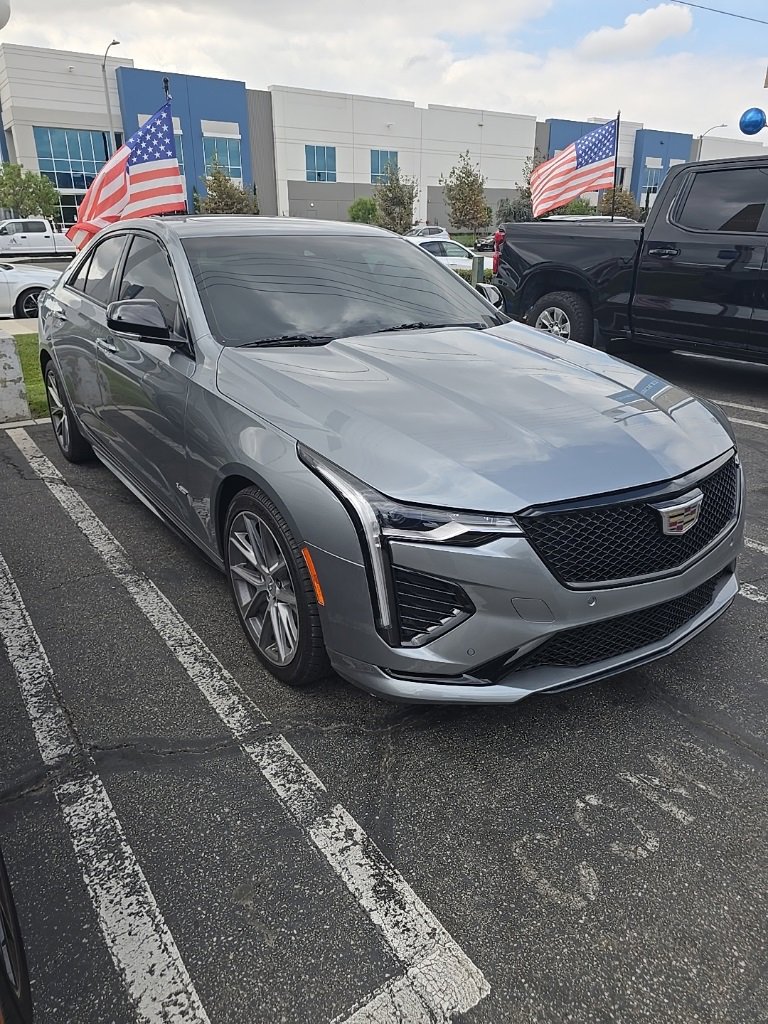 2023 Cadillac CT4 photo 2