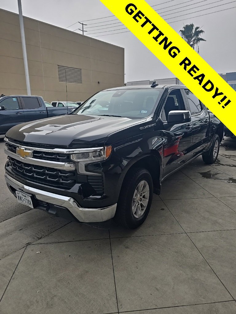 2025 Chevrolet Silverado 1500 LT's photo