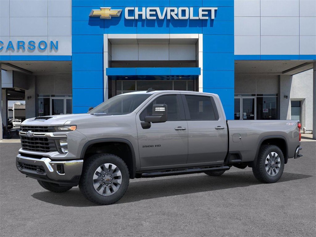 2025 Chevrolet Silverado 3500HD LT photo 2