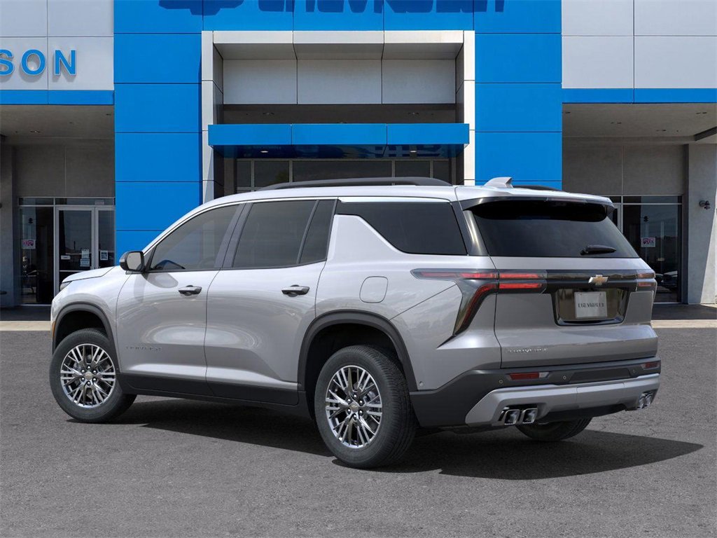 2025 Chevrolet Traverse photo 3