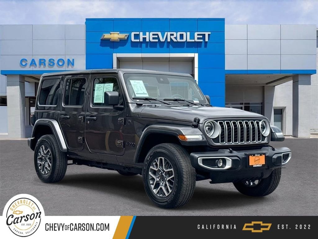 Used 2025 Jeep Wrangler 4-Door Sahara 4x4 SUV