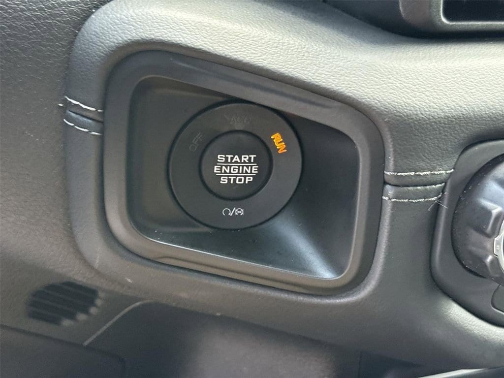 2025 Jeep Wrangler 4-Door Rubicon - Photo 15
