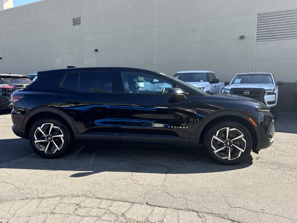 Used 2026 Chevrolet Equinox EV 1LT with VIN 3GN7DMRP2TS110921 for sale in Carson, CA