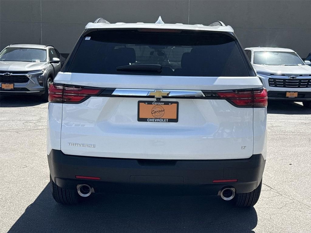 Used 2023 Chevrolet Traverse LT Cloth SUV