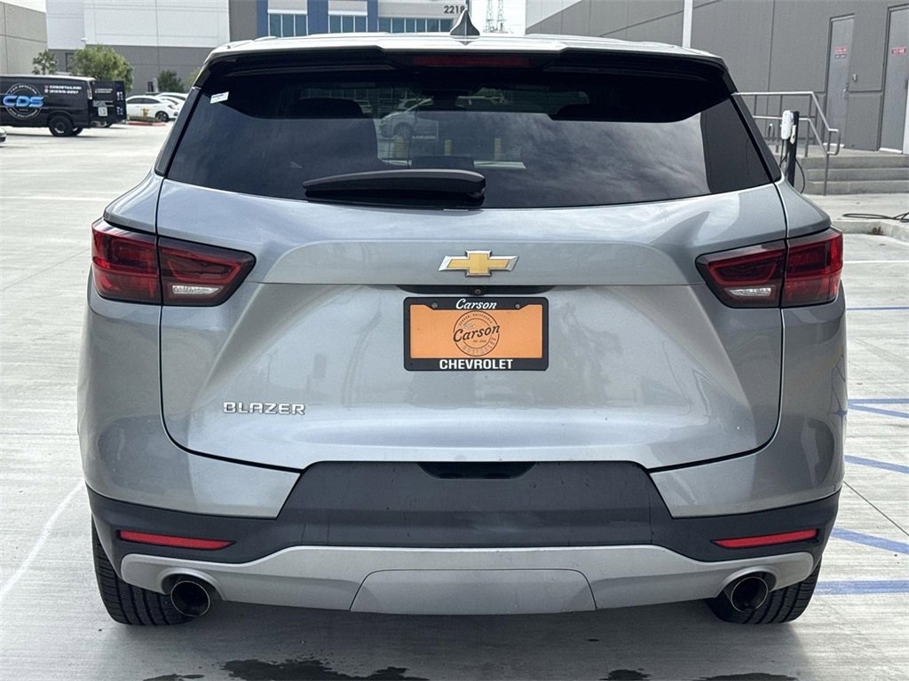 2023 Chevrolet Blazer 2LT photo 3