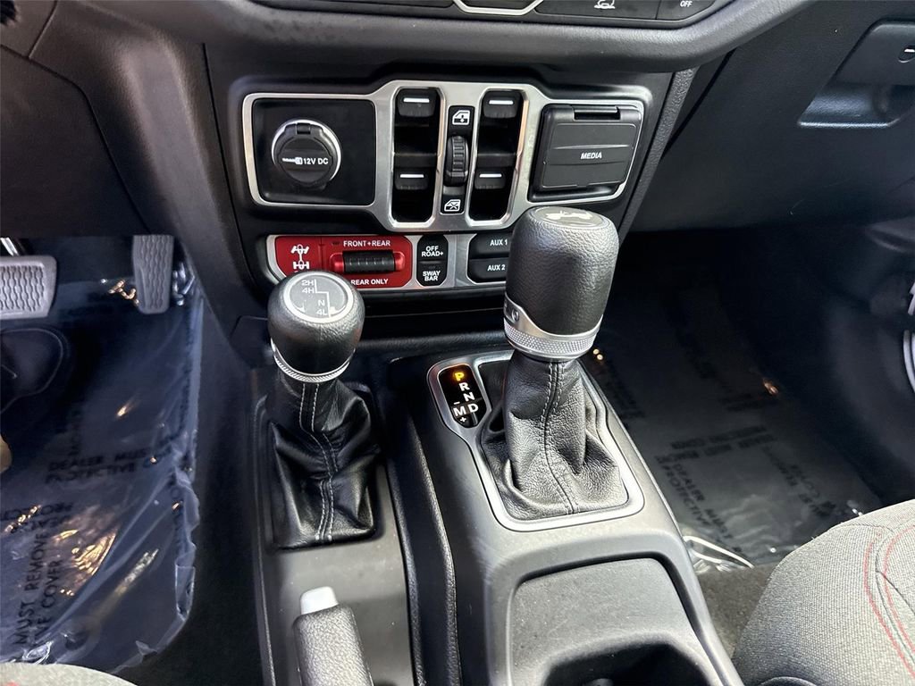 2025 Jeep Wrangler 4-Door Rubicon - Photo 14