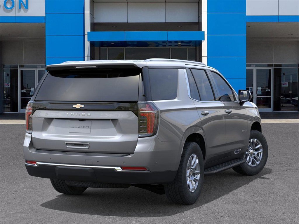 2025 Chevrolet Tahoe LS photo 3