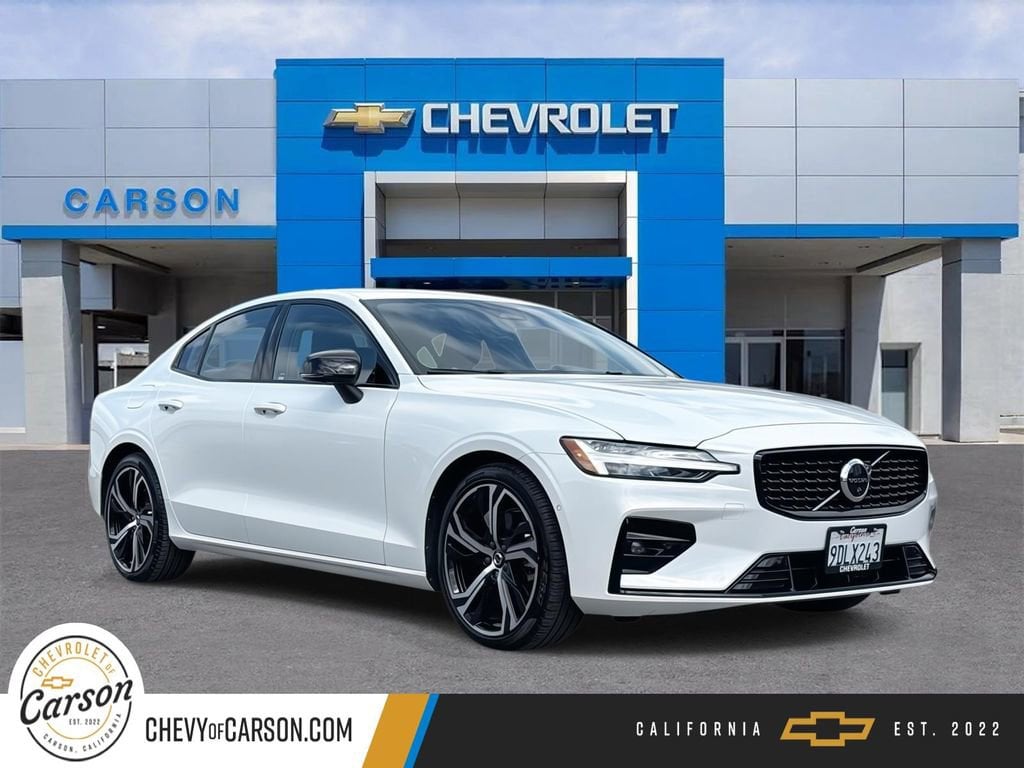 2023 Volvo S60 B5 Plus Dark Theme AWD's photo