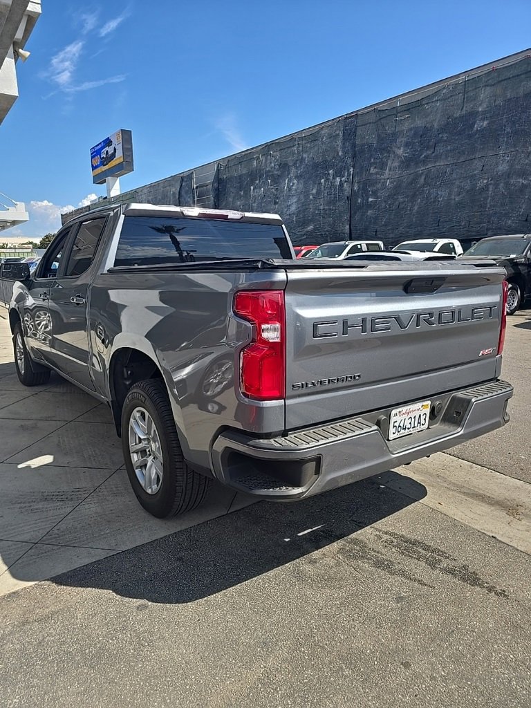 2019 Chevrolet Silverado 1500 RST photo 3