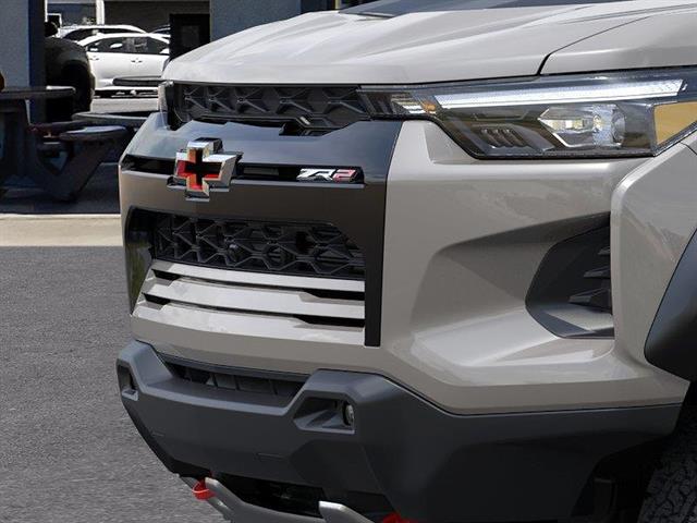 2026 Chevrolet Colorado ZR2 - Photo 13