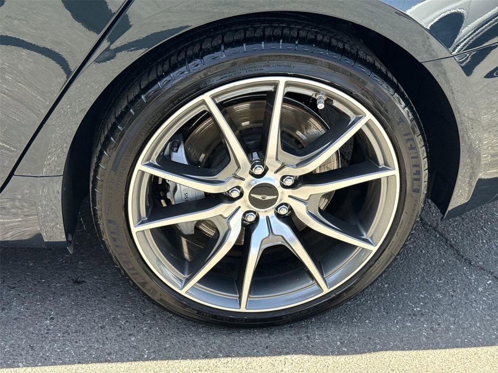 2025 GENESIS G70 Standard - Photo 31