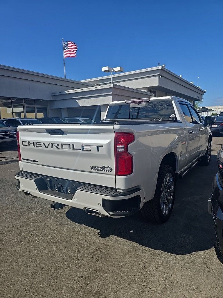 2021 Chevrolet Silverado 1500 High Country photo 2