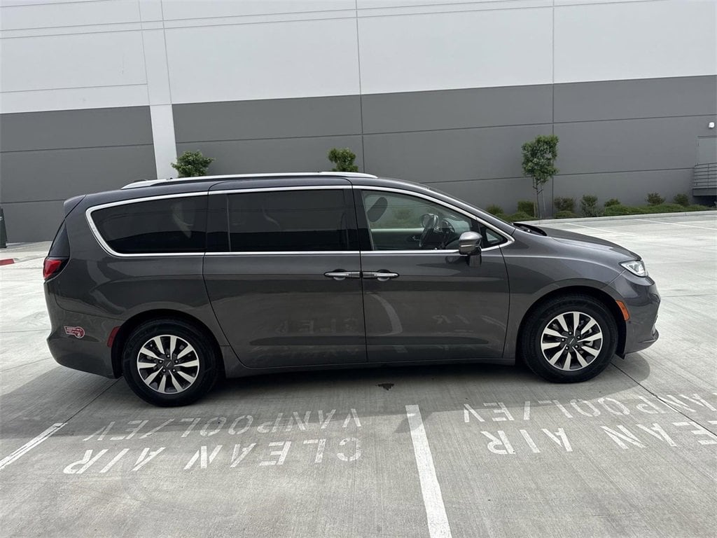 Used 2021 Chrysler Pacifica Hybrid Touring L with VIN 2C4RC1L72MR580666 for sale in Carson, CA