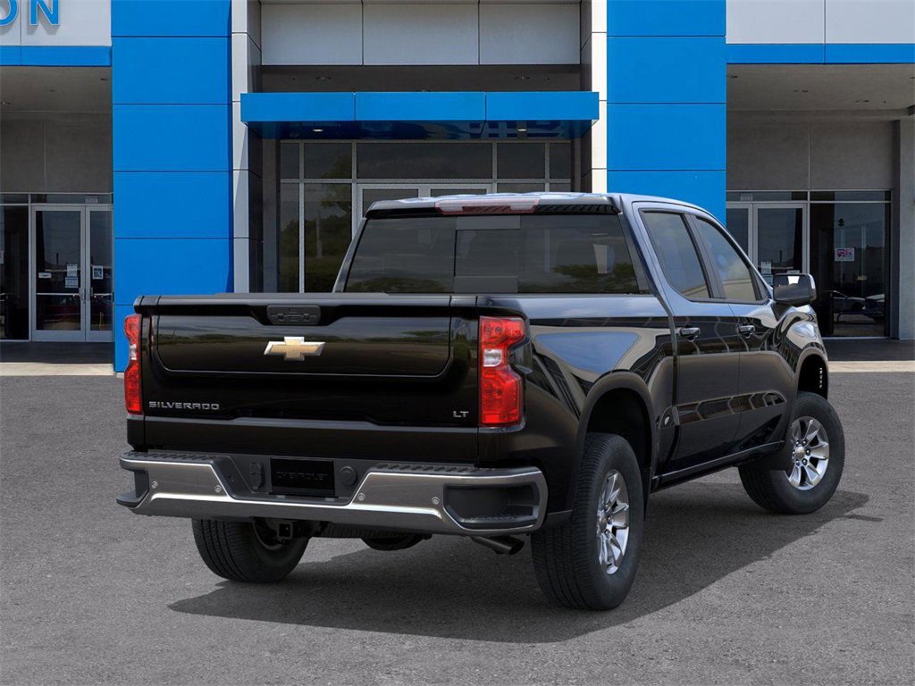 2026 Chevrolet Silverado 1500 LT photo 4