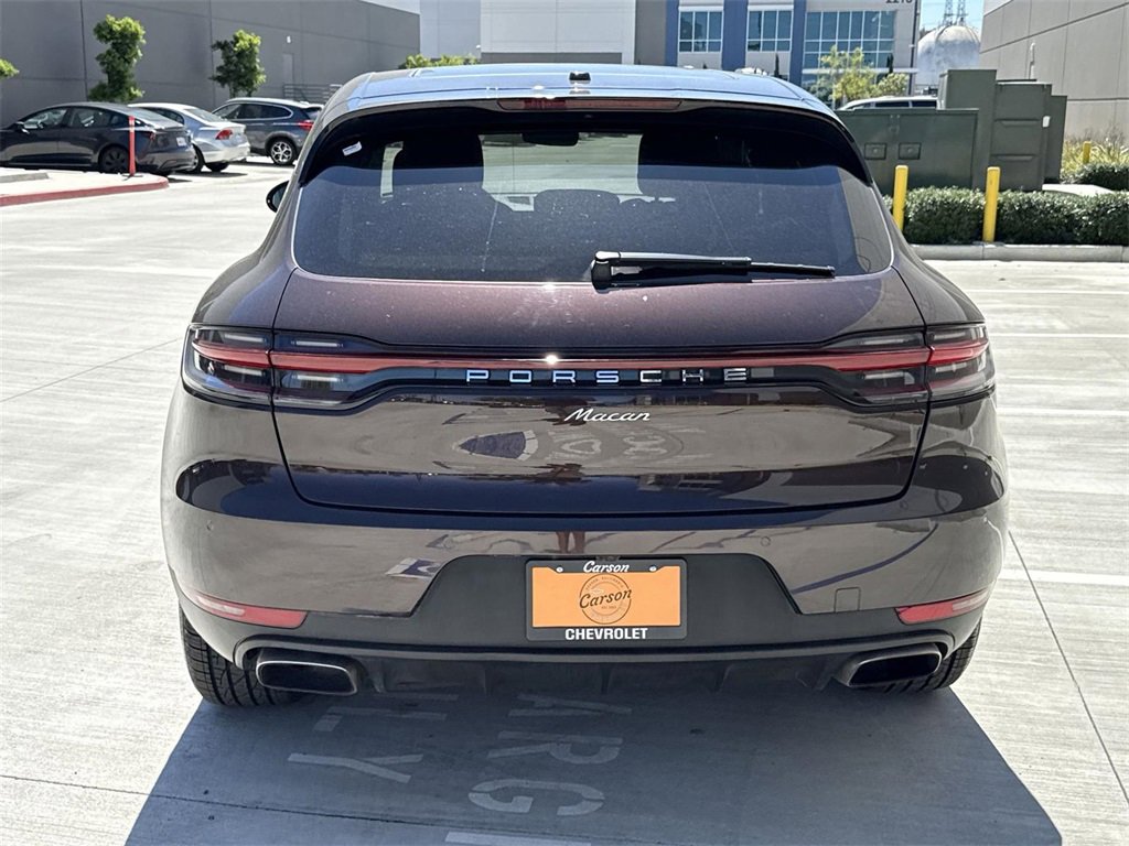 2021 Porsche Macan Base photo 3