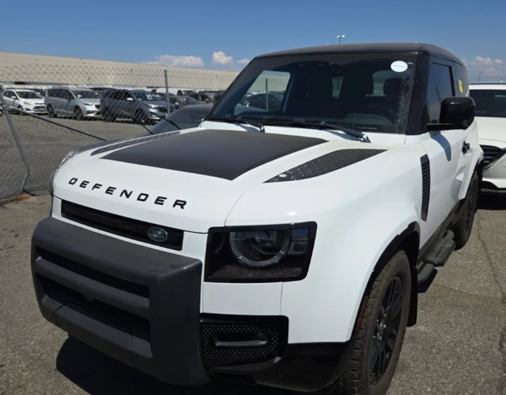 Used 2023 Land Rover Defender 90 X-Dynamic SE SUV