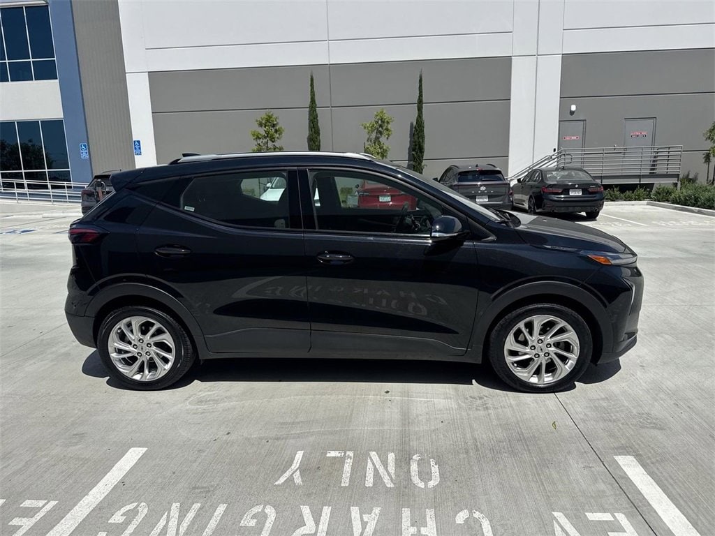 Used 2023 Chevrolet Bolt EUV LT with VIN 1G1FY6S0XP4154441 for sale in Carson, CA