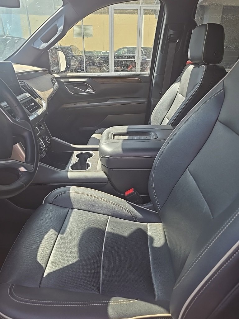 2023 Chevrolet Tahoe Premier photo 4