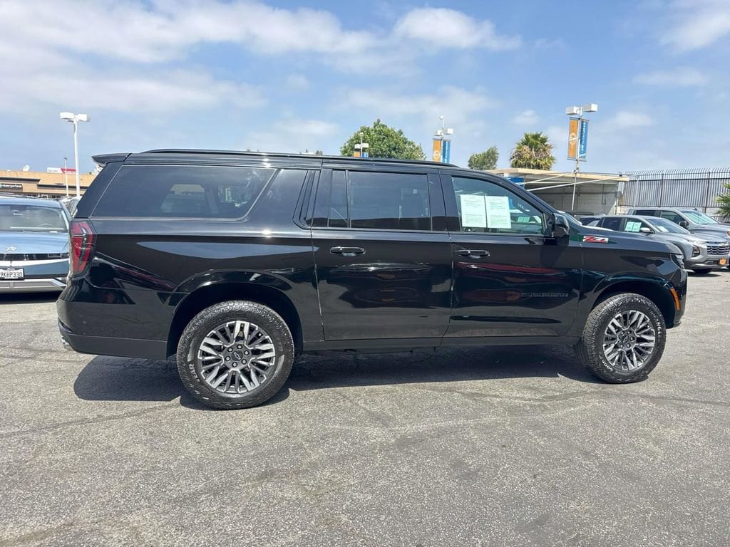 Used 2025 Chevrolet Suburban Z71 SUV