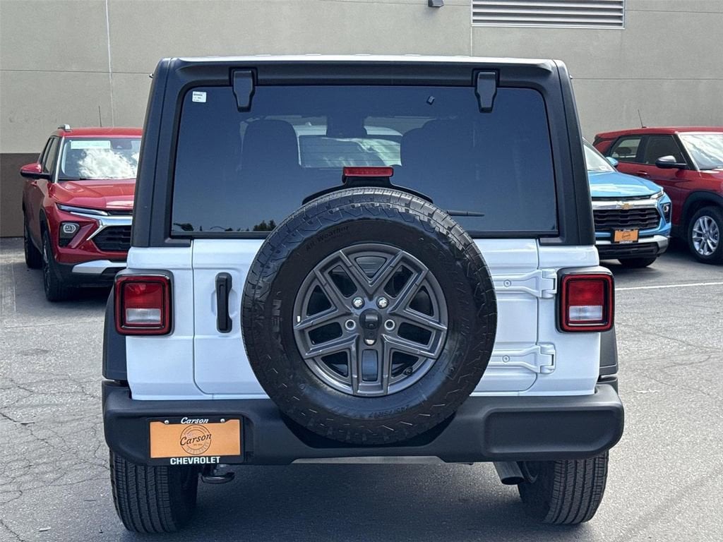 Used 2025 Jeep Wrangler 4-Door Summit 4x4 SUV