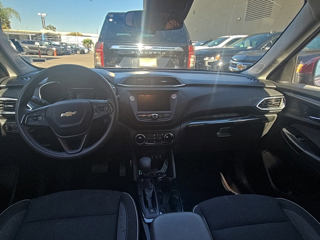 2023 Chevrolet Trailblazer LT photo 4