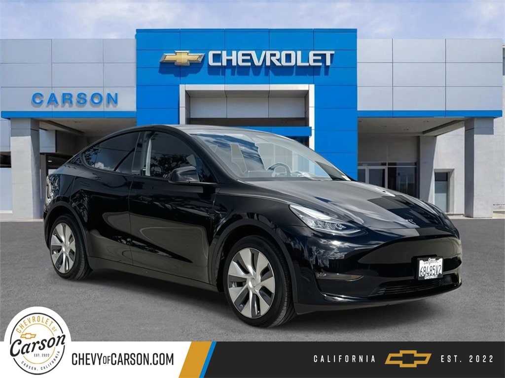 2023 Tesla Model Y Long Range's photo