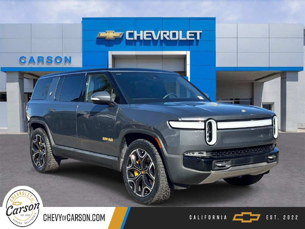 2024 Rivian R1S
