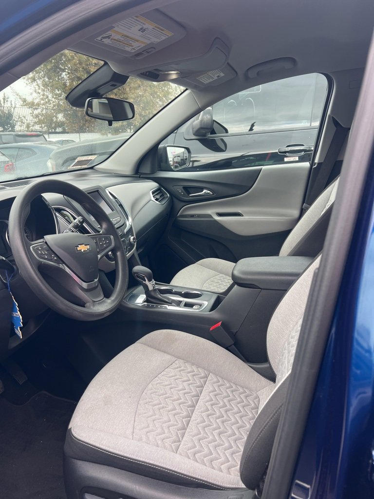 2023 Chevrolet Equinox LS photo 4